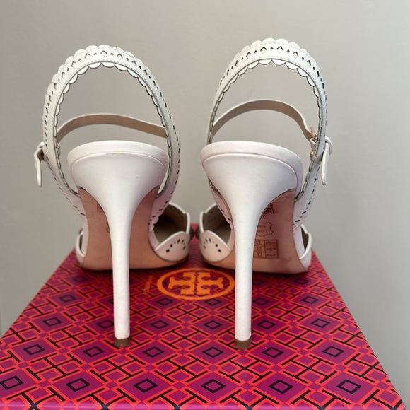 EUC Tory Burch Marguerite Perforated 105mm Slingback Heels - Ivory, Size 10 - Picture 6 of 12